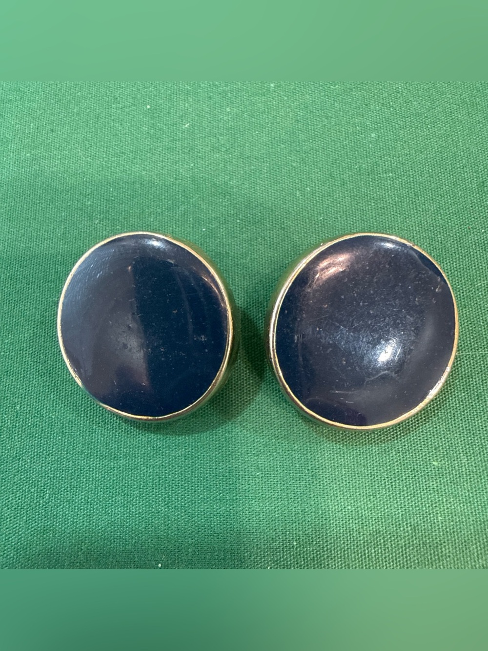 VTG Button Deep Blue Round Earrings With Gold Tone Trim Pierced Earrings 29D